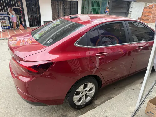 Chevrolet Onix 1.0T Premier Sedan At