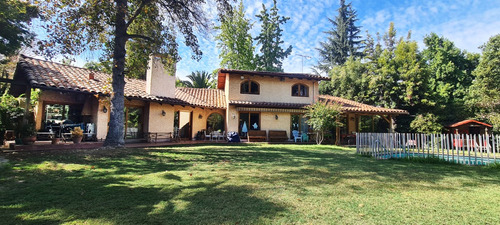 Vende Casa Con Gran Terreno En La Dehesa Antigua (1610m2)