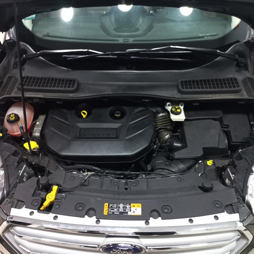 Imagen 16 de 18 de Ford Kuga Titanium 2.0 Ecoboost Awd At