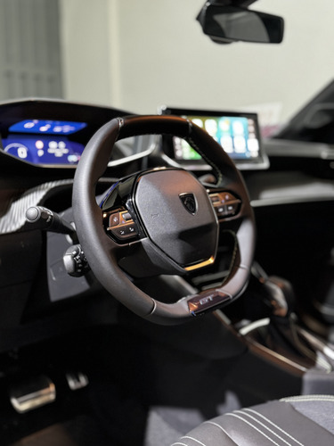 Peugeot 208 1.0T Gt