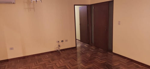 Departamento En Venta - 2 Dormitorios 2 Baños - 110mts2 - Córdoba