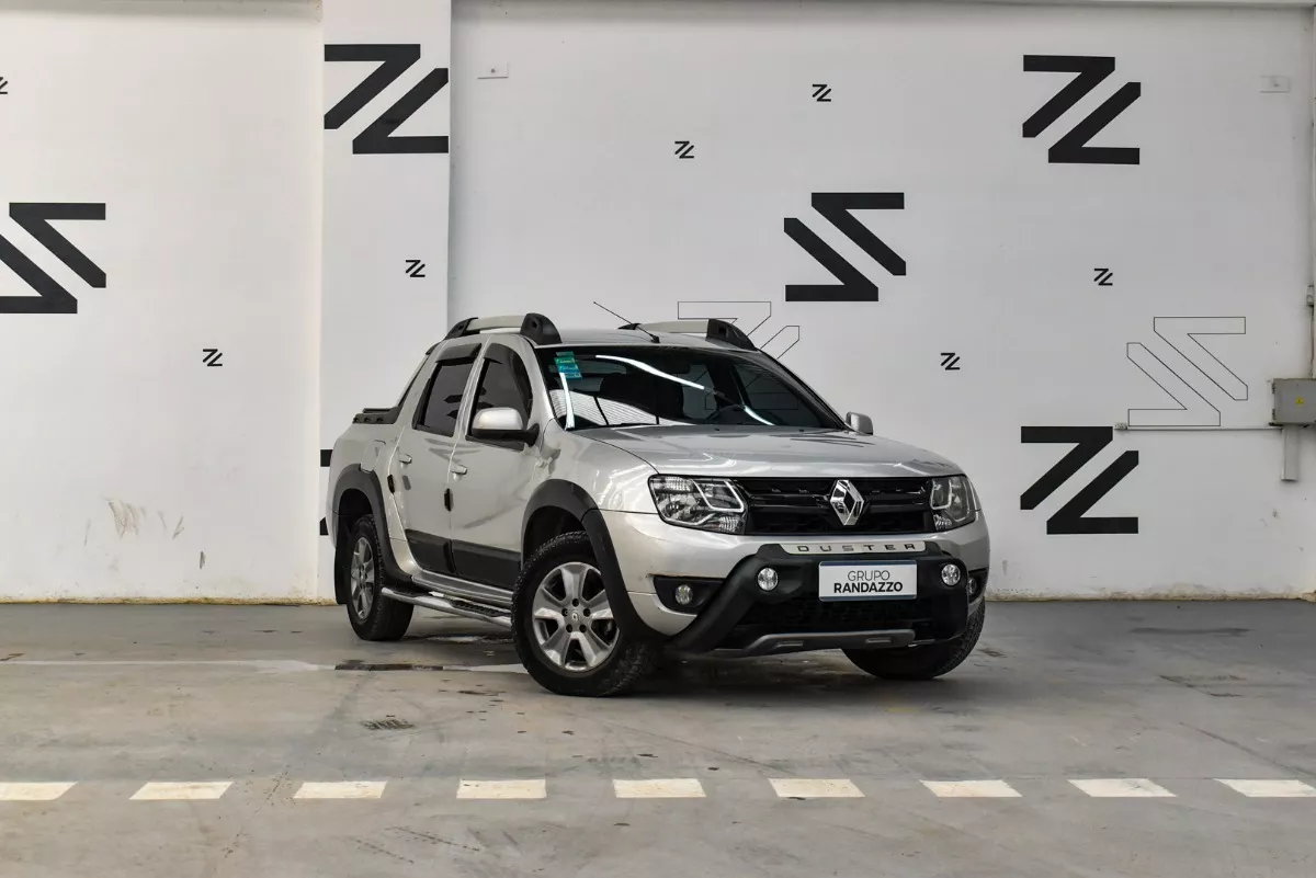 Renault Duster Oroch 2.0 Outsider Plus