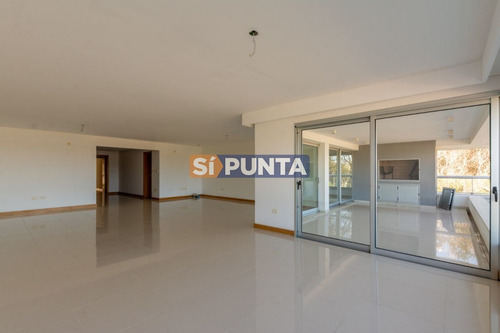Imagen 1 de 24 de Apartamento A La Venta En Playa Brava