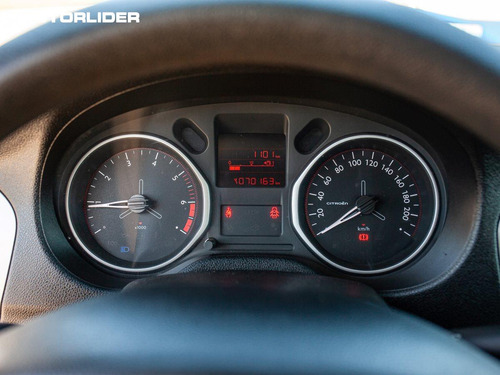 Imagen 17 de 25 de Citroën C-elysée 1.2 Feel Pack Ex Full | Permuta / Financia