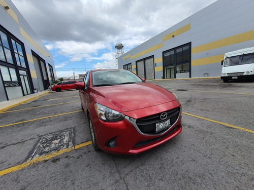 Imagen 8 de 10 de Mazda 2 Modelo 2016