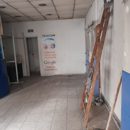 Imagen 3 de 9 de Local En Venta En Constitución, En Esquina. Oportunidad!!