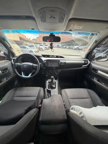 Toyota Hilux 2.7l