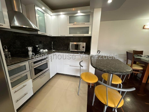 En Alquiler Apartamento Amoblado En La Tahona. Ys12522142