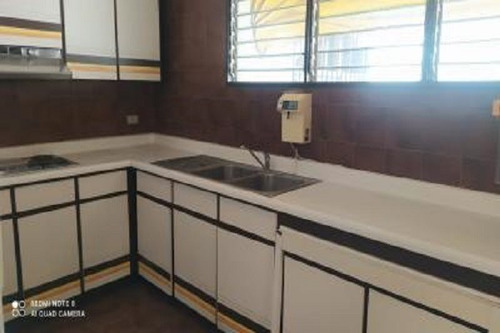 Imagen 7 de 9 de Venta De Casa En Los Palos Grandes+rc