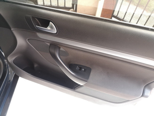 Imagen 17 de 17 de Volkswagen Vento Variant 2009 2.5 Advance 170cv