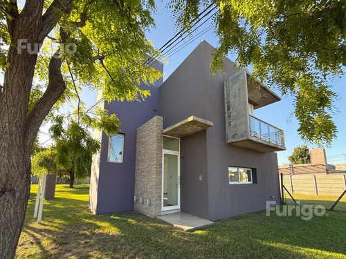 Casa 3 Dormitorios Soldini. Los Viñedos.