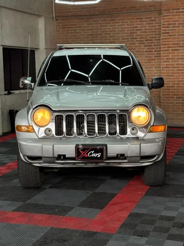 Jeep Liberty 2005 Automática