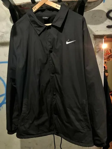 Chaqueta nike online sb negra