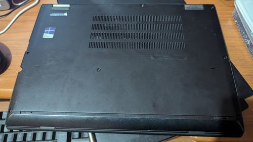 Laptop Barata Lenovo Core I7 6th 8gb Ram 128ssd Negro (Usado)