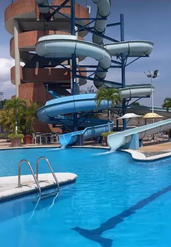 Acción Club Madeira Lara (Usado)