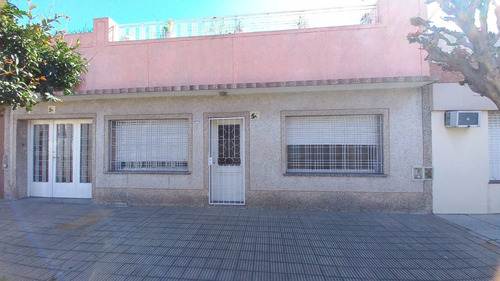 Venta Casa 3 Ambientes Villa Bosch Patio Terraza