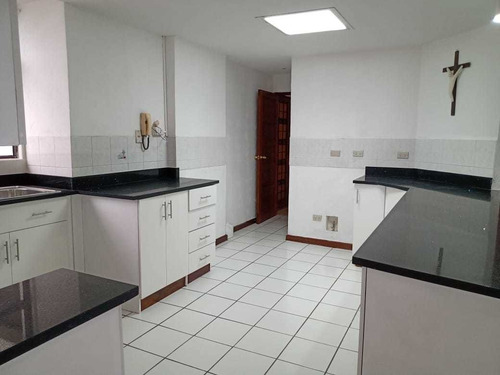 Imagen 4 de 9 de Apartamento En Venta Zona 15