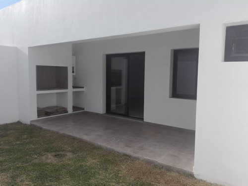 Casa En Venta En Colinas De Manantiales