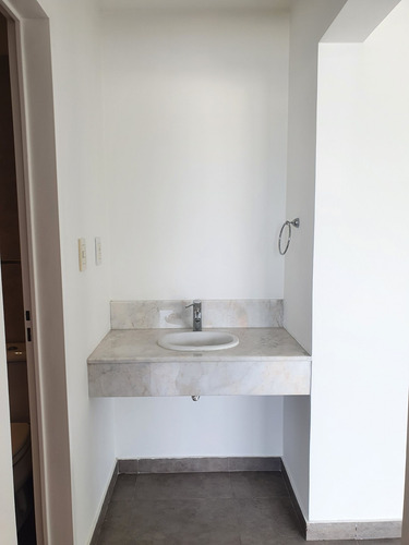 Imagen 15 de 18 de Venta Depto 2 Amb Florida Oeste-balcon-parrilla