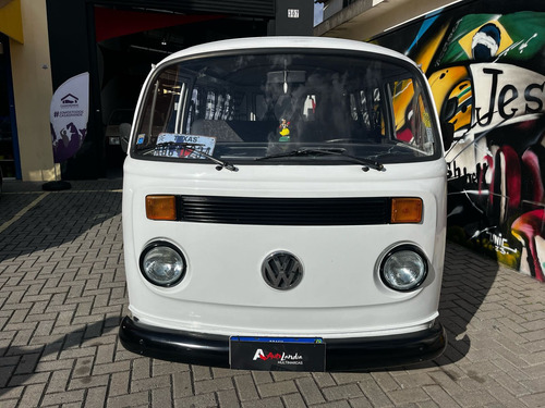 Kombi Clipper Bem Conservada