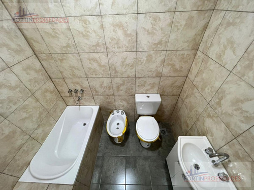 Imagen 16 de 24 de Dúplex En Venta 2 Dormitorios, Cochera. La Plata- Villa Elvira- Zona Sur