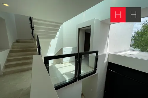 Casa En Venta En Lomas De Angelopolis Iii