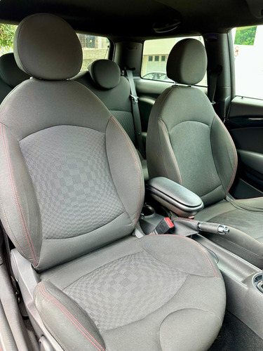 Mini Cooper S 1.6 Redcliffe Mt