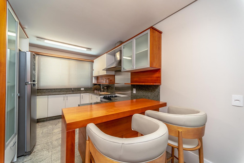 Imagem 18 de 28 de Apartamento Centro Balneário Camboriú | 3 Suítes | 236 M² | Frente Mar | 3 Vagas De Garagem - Sa01845 - 69307830