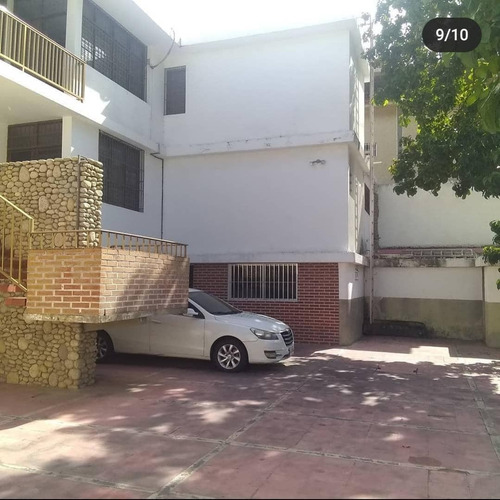 Imagen 8 de 12 de Venta De Quinta En Los Corales 600m2