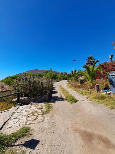 Se Vende Gran Parcela Con Casa Sector Cerro Grande
