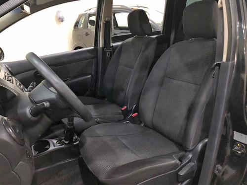 Imagem 13 de 17 de Nissan Livina 2014 1.6 S Flex 5p