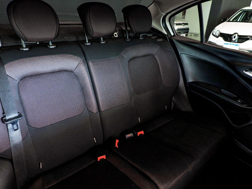 Fiat Cronos 1.8 16v Precision 2018