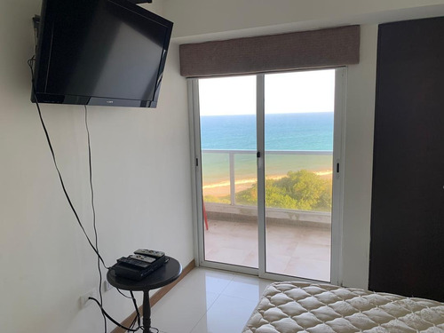 Imagen 9 de 14 de Alquiler Vacacional. Apartamento Vista Al Mar. Playa El Angel
