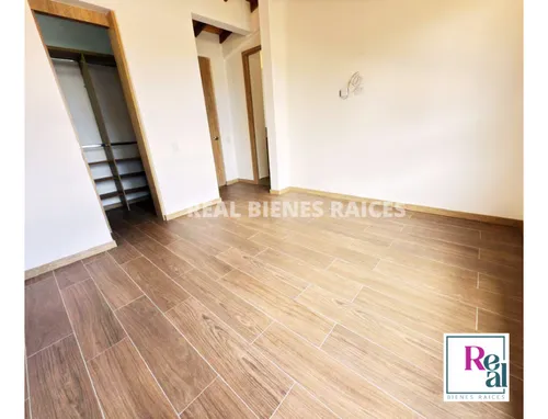 Casa Unifamiliar En Unidad Cerrada Excelente Ubicación