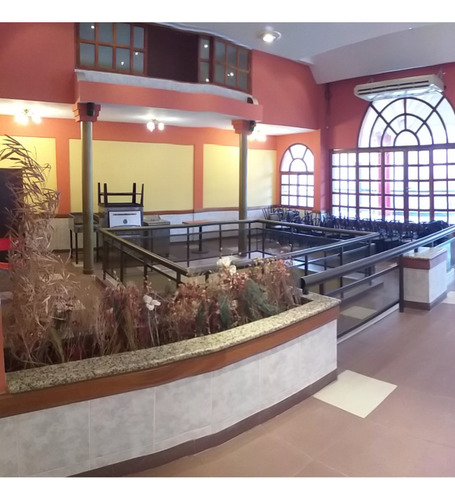 Local Comercial En Pleno Centro