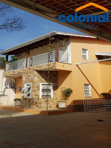 Imagem 2 de 30 de Esplêndida Casa 700mts Com 4 Dormitórios/2suítes Em Meio A Uma Grande Área Verde E Muito Mais - Ch00114 - 70148324