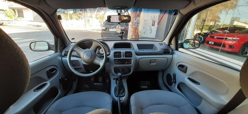 Imagen 5 de 8 de Renault Clio 1.2 Athentique 2006