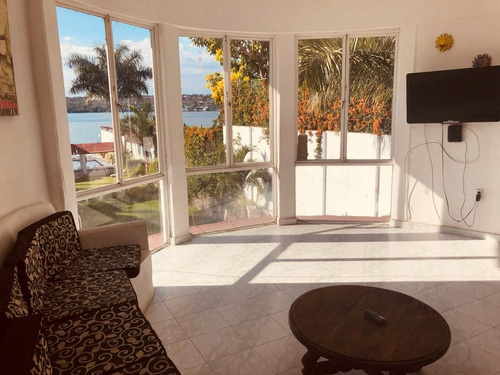 Casa En Lago De Tequesquitengo Morelos, Renta!