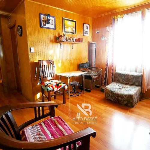 Casa Nelson Pereira (esquina, 2 Pisos, Ampliada Y Regulada.