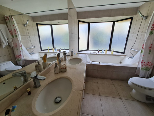 Casa En Exclusiva Zona De San Damián