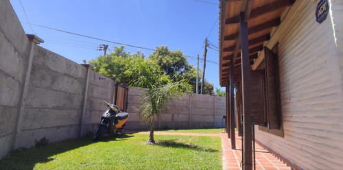 Quinta En - 4 Dormitorios 2 Baños 3 Cocheras - 180mts2 - Chascomús