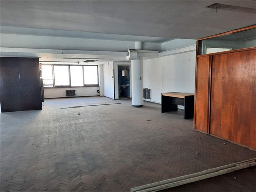 Imagen 3 de 12 de Oficina Alquiler Pleno Centro - 300 M2