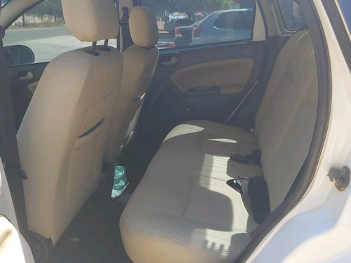 Imagem 12 de 14 de Ford Fiesta Se Plus 1.6 8v Flex