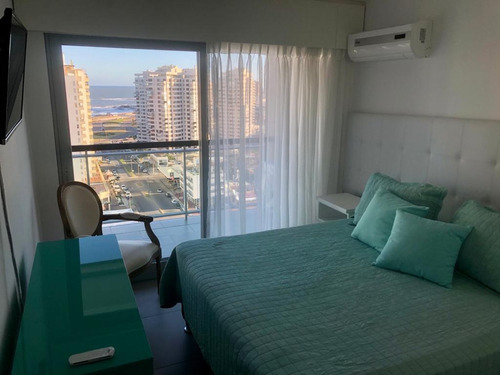 Imagen 3 de 11 de Piso Alto En Gran Torre Con Servicios, Muy Buena Vista