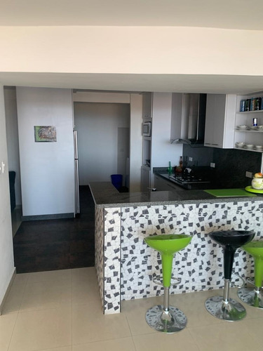 Imagen 6 de 14 de Venta Espectacular Townhouse Lomas Del Este