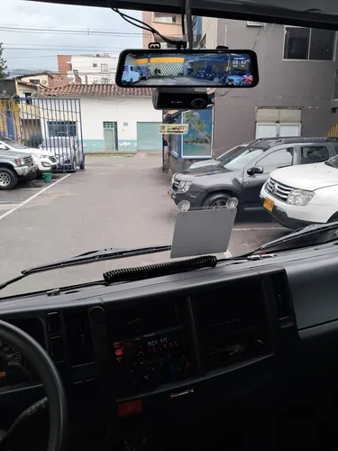Chevrolet Nqr - Furgón Carga Seca 2022