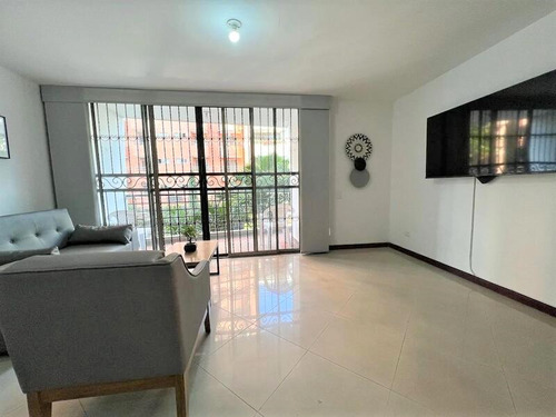 Apartamento En Venta Ubicado En Medellin Sector Laureles (21764).