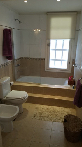Imagen 16 de 18 de Venta De Ph En Zona San Carlos De 4 Ambientes + Cochera
