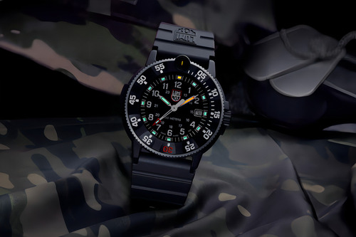 Reloj De Pulsera Luminox Caballero Negro Xs.3001.h.set