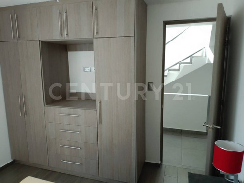 Casa En Venta En Conjunto Las Palmas Modelo 1, Cuautlancingo